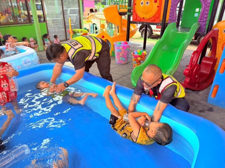 กิจกรรมเด็กปฐมวัยไม่จมน้ำ ประจำปีการศึกษา 2569 ศพด.บุญบันดาลวิทยานุสรณ์
